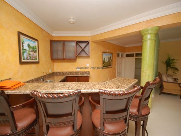 Jamaica Home 960524