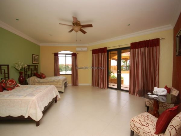 Jamaica Home 960524