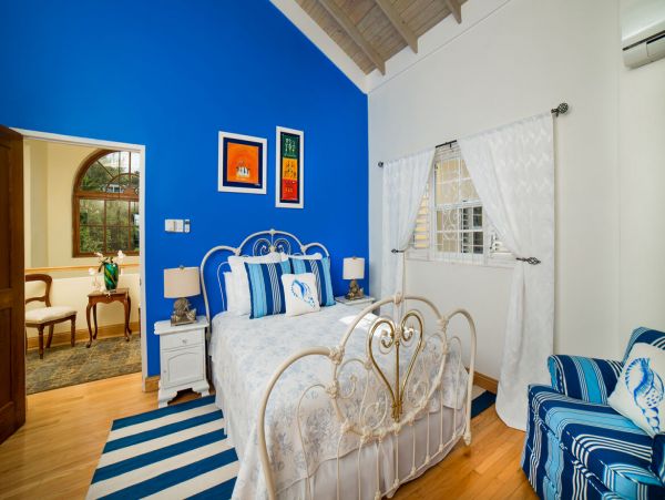 Jamaica Home 960527