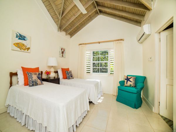Jamaica Home 960527