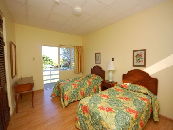 Jamaica Home 960533