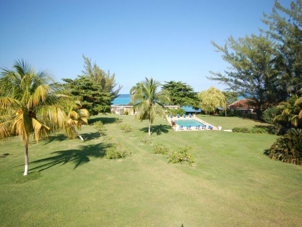 Jamaica Home 960539