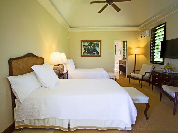 Jamaica Home 960540