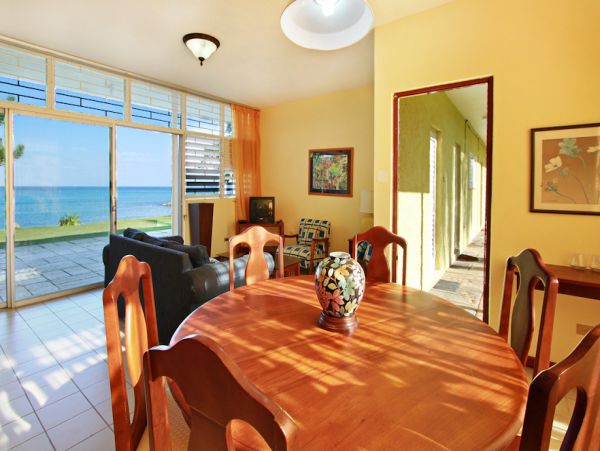 Jamaica Home 960542