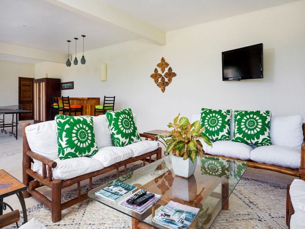 Jamaica Home 960549