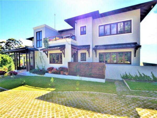 Jamaica Home 960552