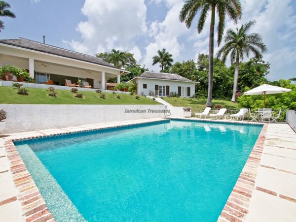 Jamaica Home 960555