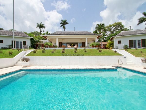 Jamaica Home 960555