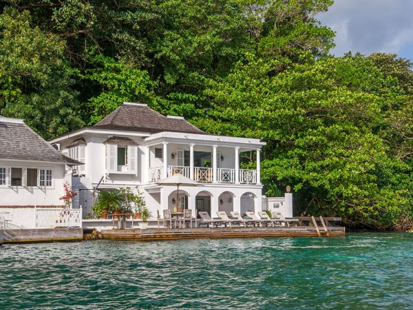 Jamaica Home 960559