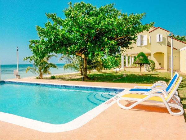 Jamaica Home 960561