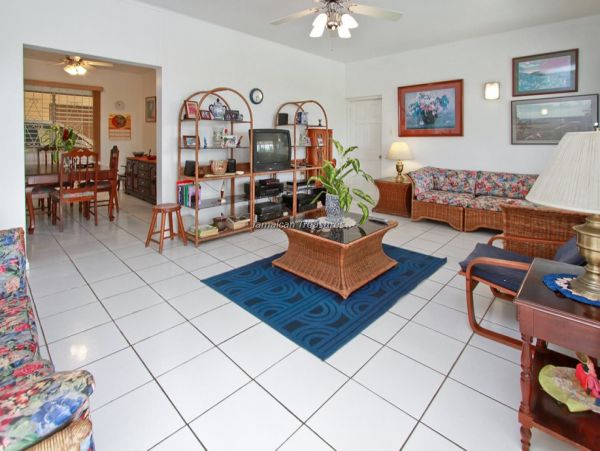 Jamaica Home 960564