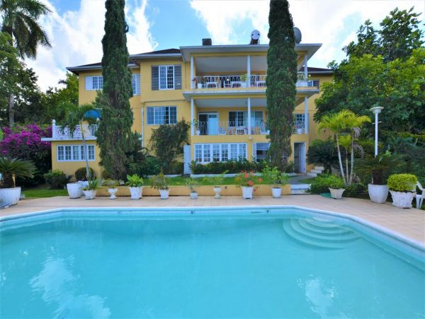 Jamaica Home 960564