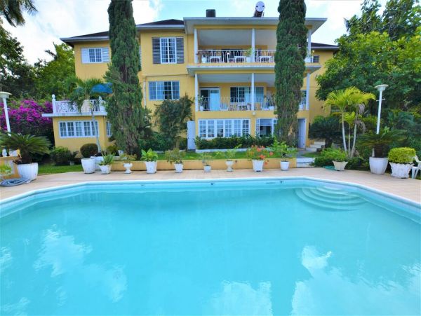 Jamaica Home 960564