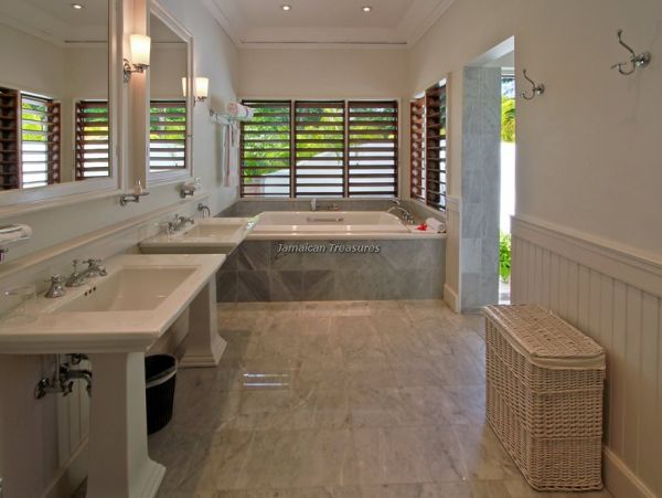 Jamaica Home 960571
