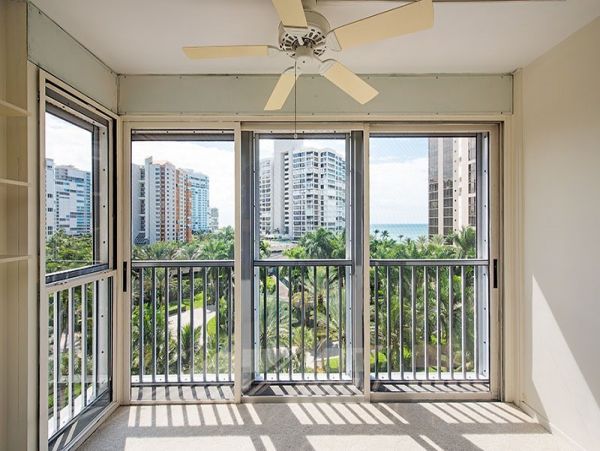 Beautiful End Condo with Communal Pool & Spa, Sleeps 4