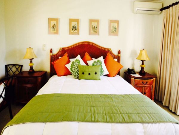 Jamaica Home 960593