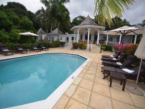 Jamaica Home 960600