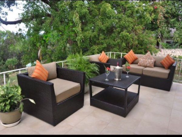 Jamaica Home 960600