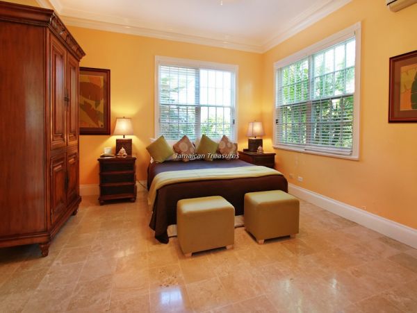 Jamaica Home 960601