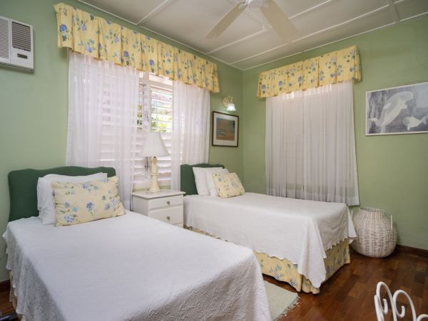 Jamaica Home 960603