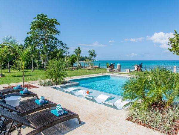 Jamaica Home 960607