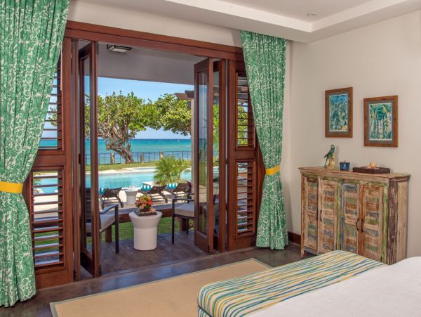 Jamaica Home 960607