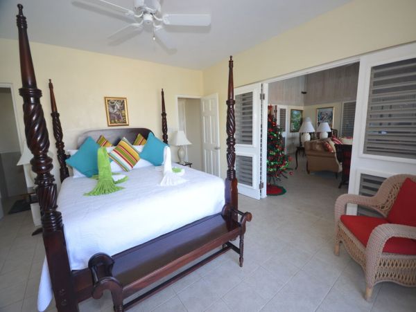 Jamaica Home 960616