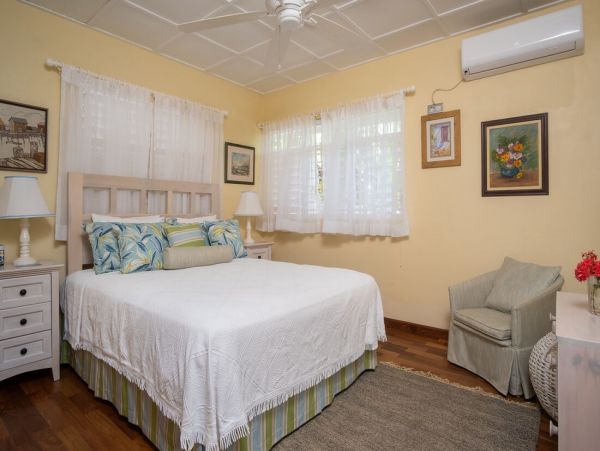 Jamaica Home 960618