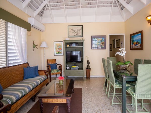 Jamaica Home 960618