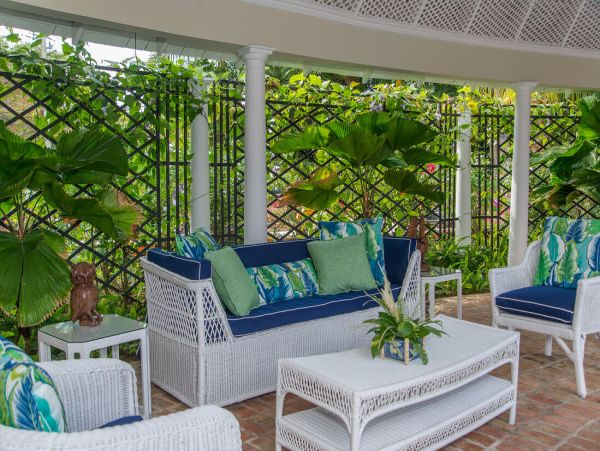 Jamaica Home 960621