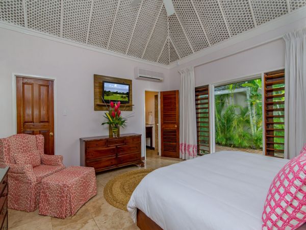 Jamaica Home 960621