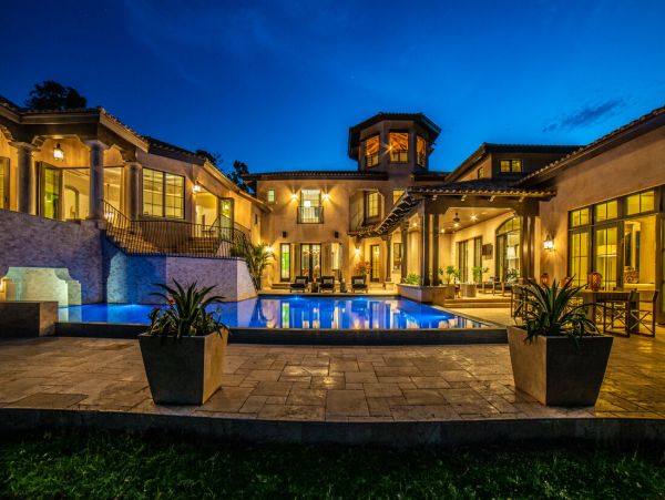 Jamaica Home 960626