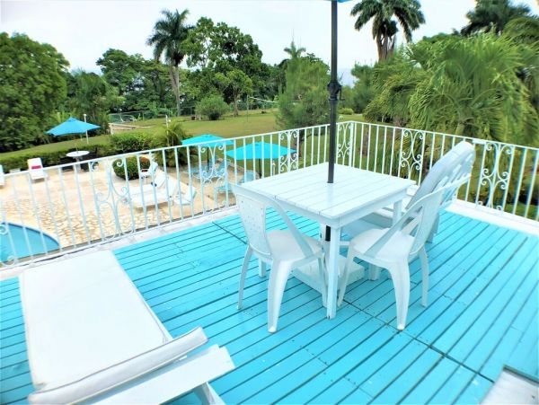 Jamaica Home 960627