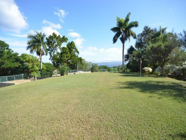Jamaica Home 960629