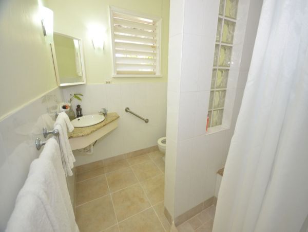 Jamaica Home 960629