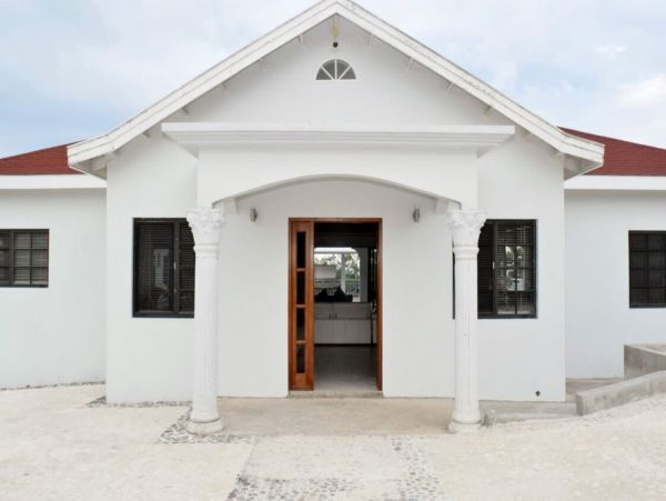 Jamaica Home 960632