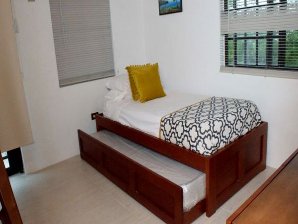Jamaica Home 960632