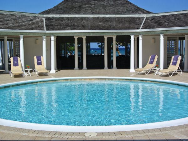 Jamaica Home 960635