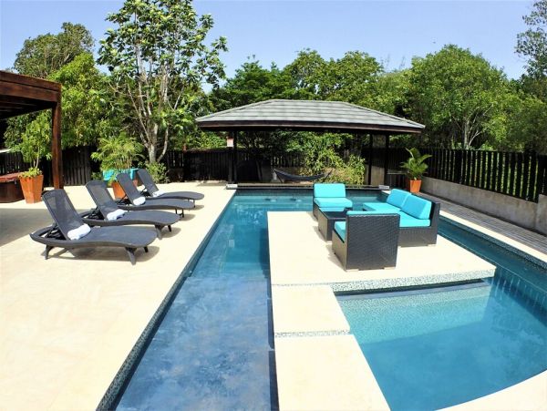 Jamaica Home 960646