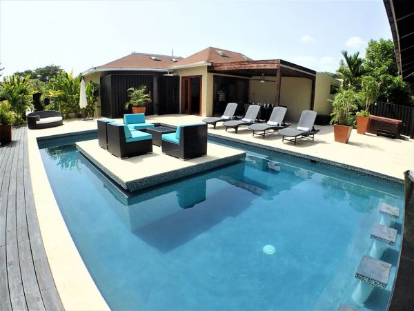 Jamaica Home 960646