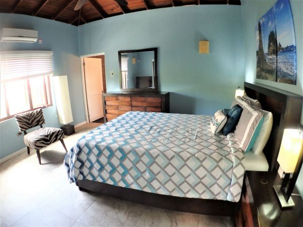 Jamaica Home 960646