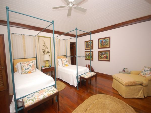 Jamaica Home 960660