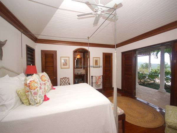Jamaica Home 960660