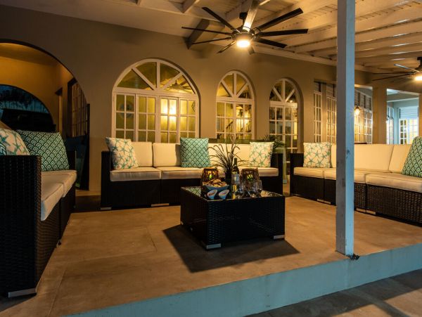 Jamaica Home 960664
