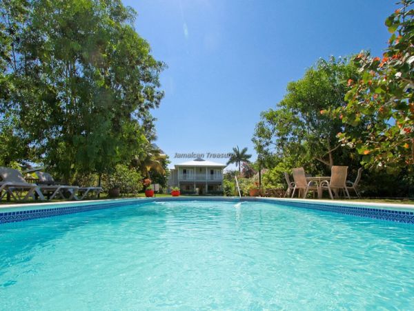 Jamaica Home 960665