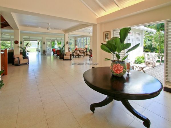 Jamaica Home 960665