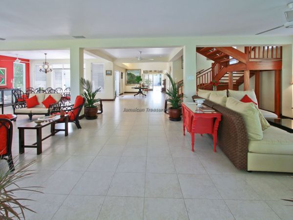 Jamaica Home 960668