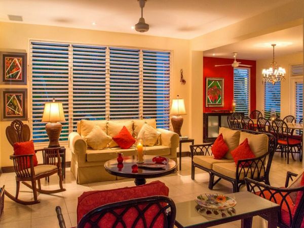 Jamaica Home 960668