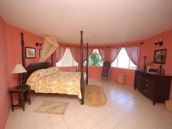 Jamaica Home 960669