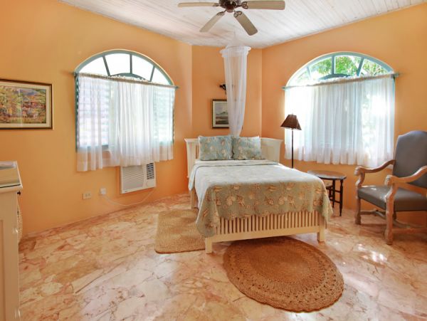 Jamaica Home 960669
